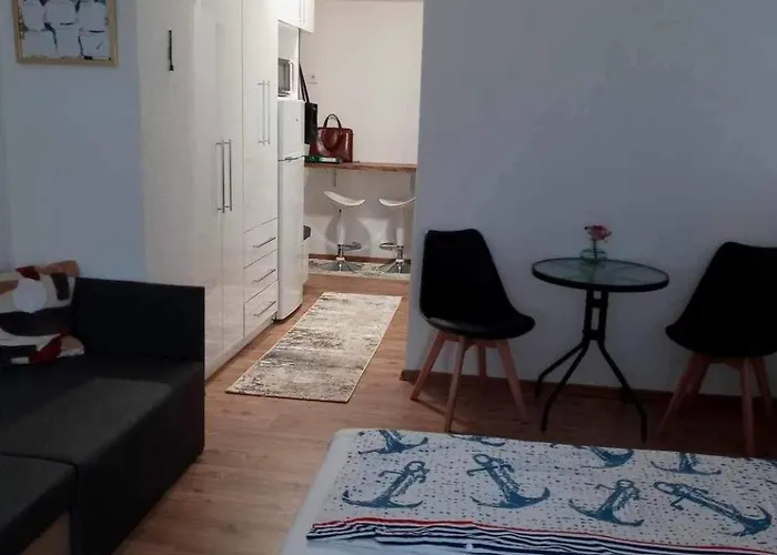 Atutazo Apartmán *